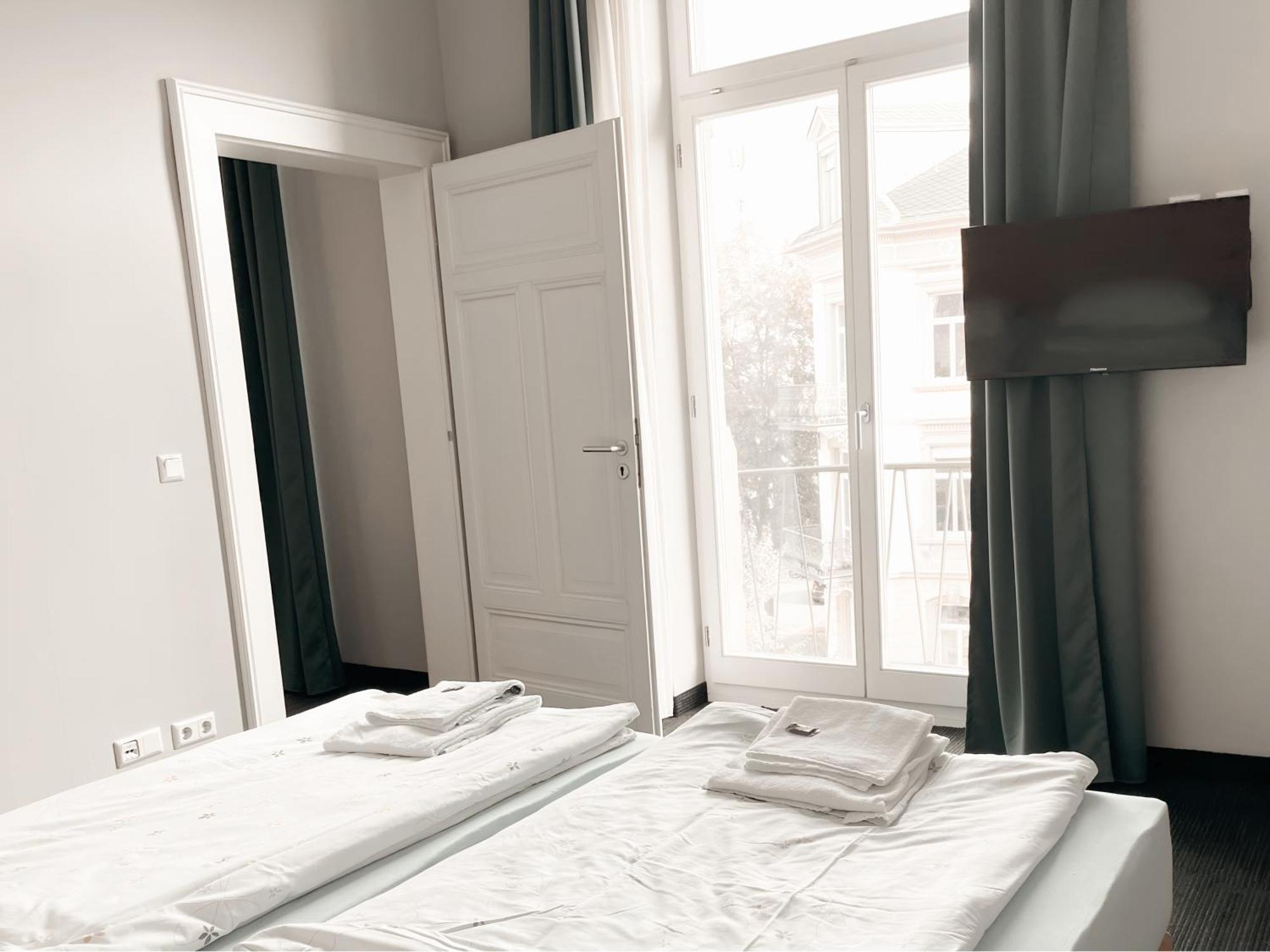 Hotel Garni Gaestehaus Der Kerckhoff-Klinik Бад Наухайм Екстериор снимка