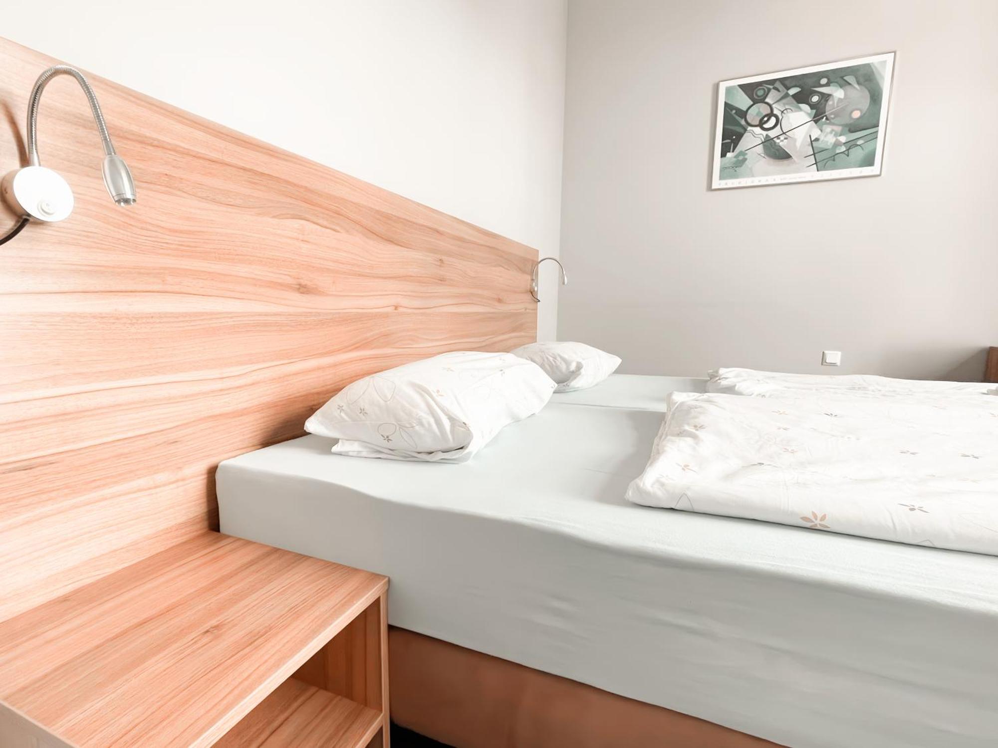 Hotel Garni Gaestehaus Der Kerckhoff-Klinik Бад Наухайм Екстериор снимка